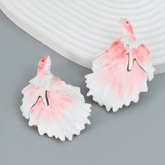 Zara Pink Limited Edition Fish Earrings - Picture 5 of 5